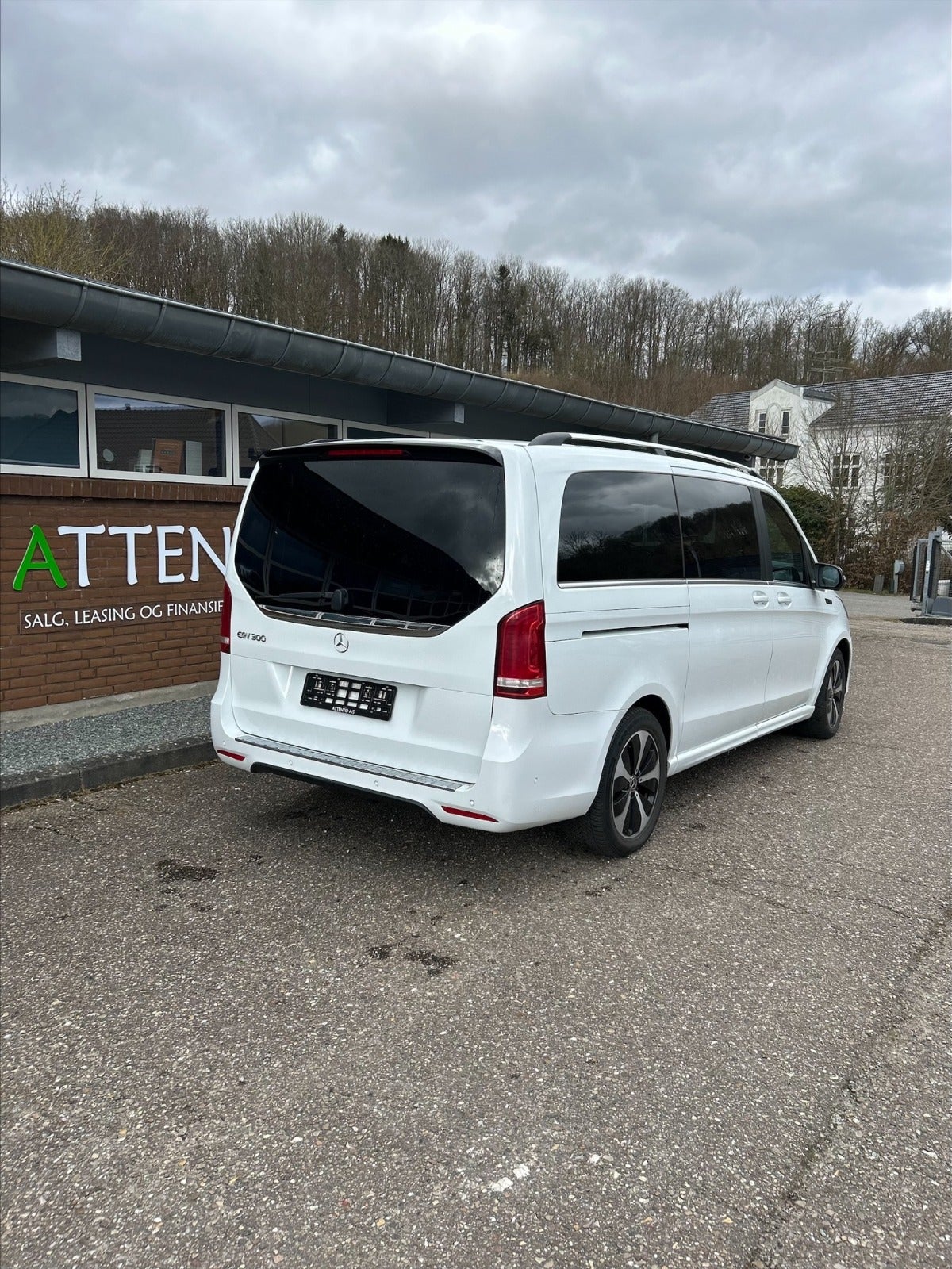 Billede af Mercedes EQV300  Avantgarde L