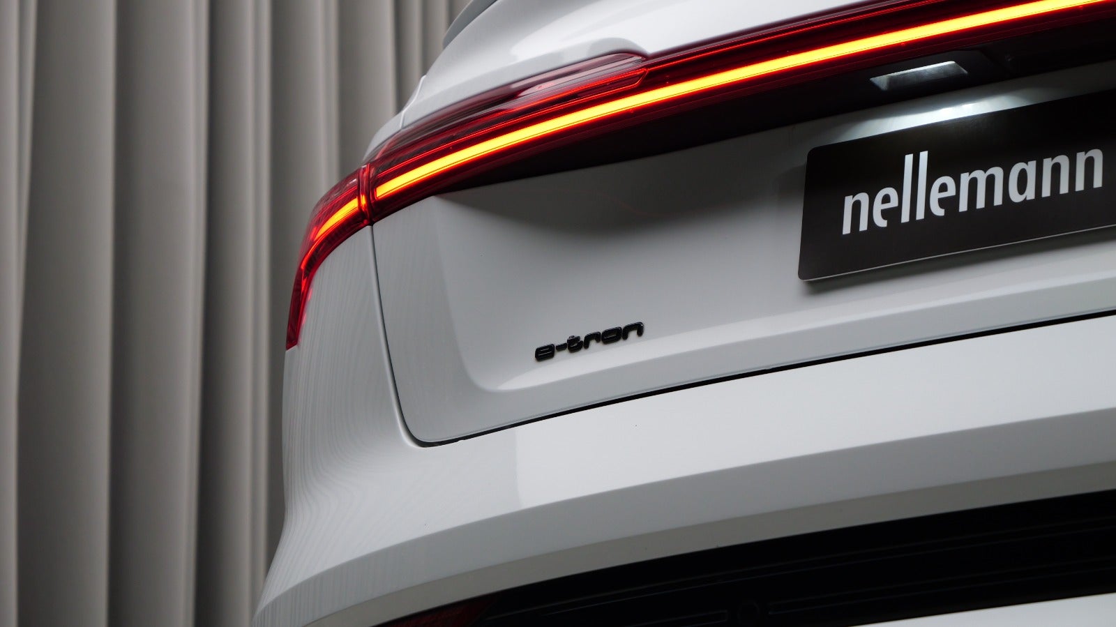 Audi e-tron S-line Sportback quattro