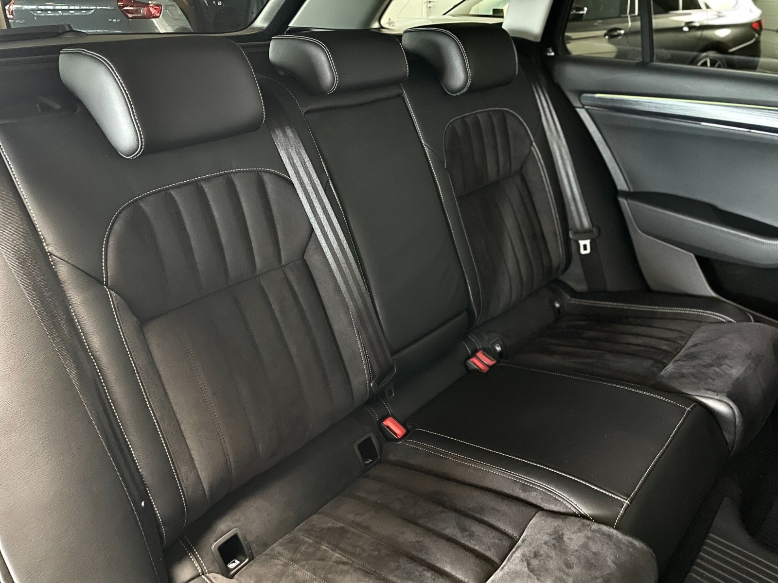 Skoda Superb TSi iV Business Executive Combi DSG