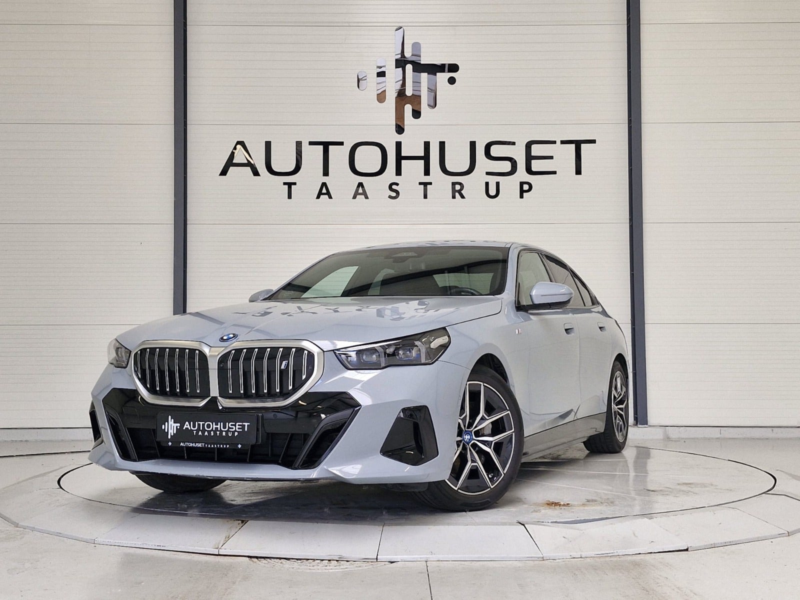 BMW i5  eDrive40 M-Sport