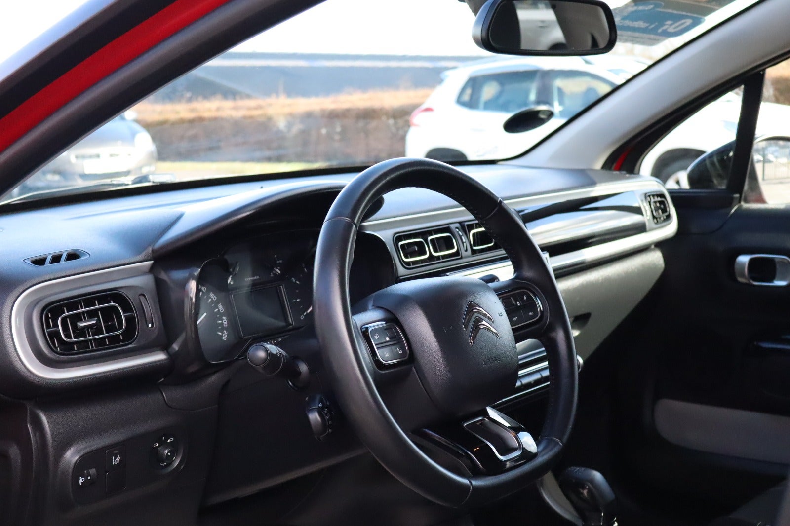 Billede af Citroën C3 1,2 PureTech 83 Shine Sport