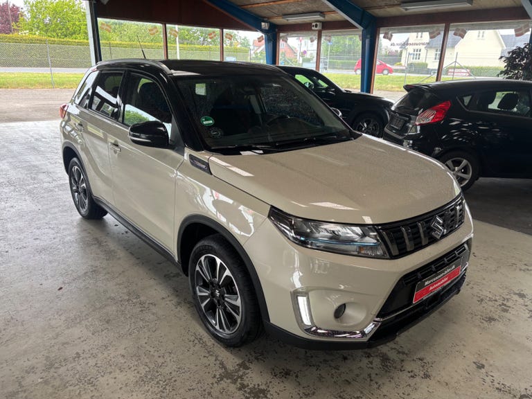 Suzuki Vitara mHybrid Adventure