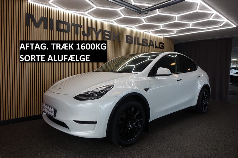 Tesla Model Y Long Range AWD