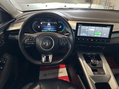 MG MG5 Luxury