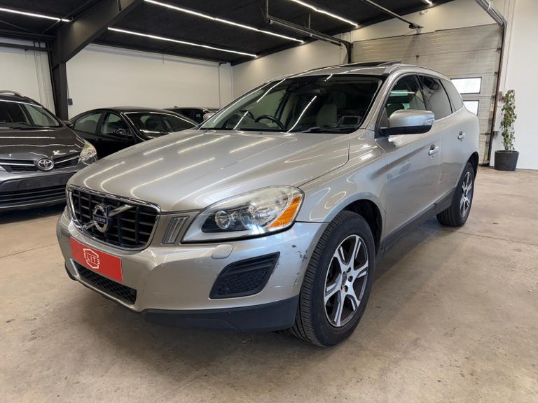 Volvo XC60 D5 163 Momentum aut. AWD