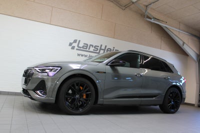 Audi e-tron Black Edition S-line quattro
