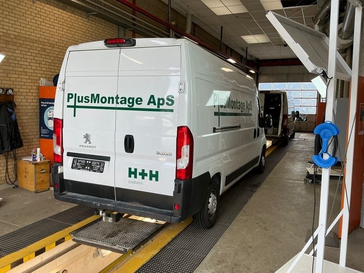 Billede af Peugeot Boxer 333 2,2 BlueHDi 140 L3H2 Premium