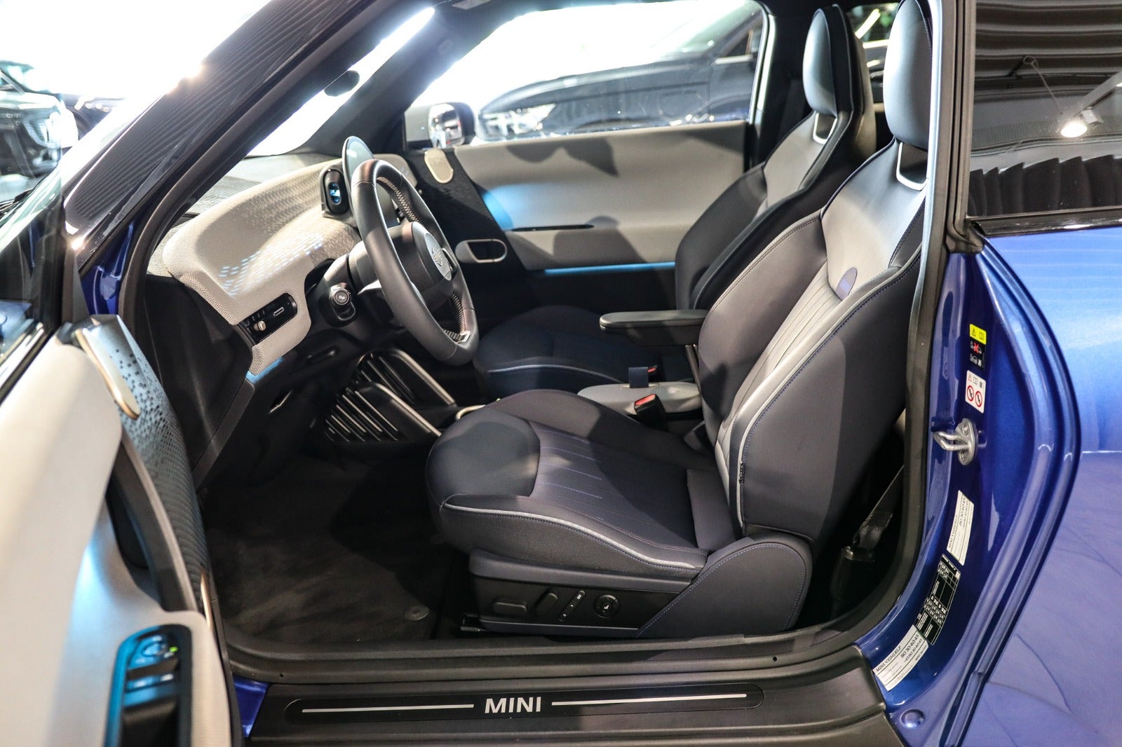 Billede af MINI Cooper SE Favoured Trim XL