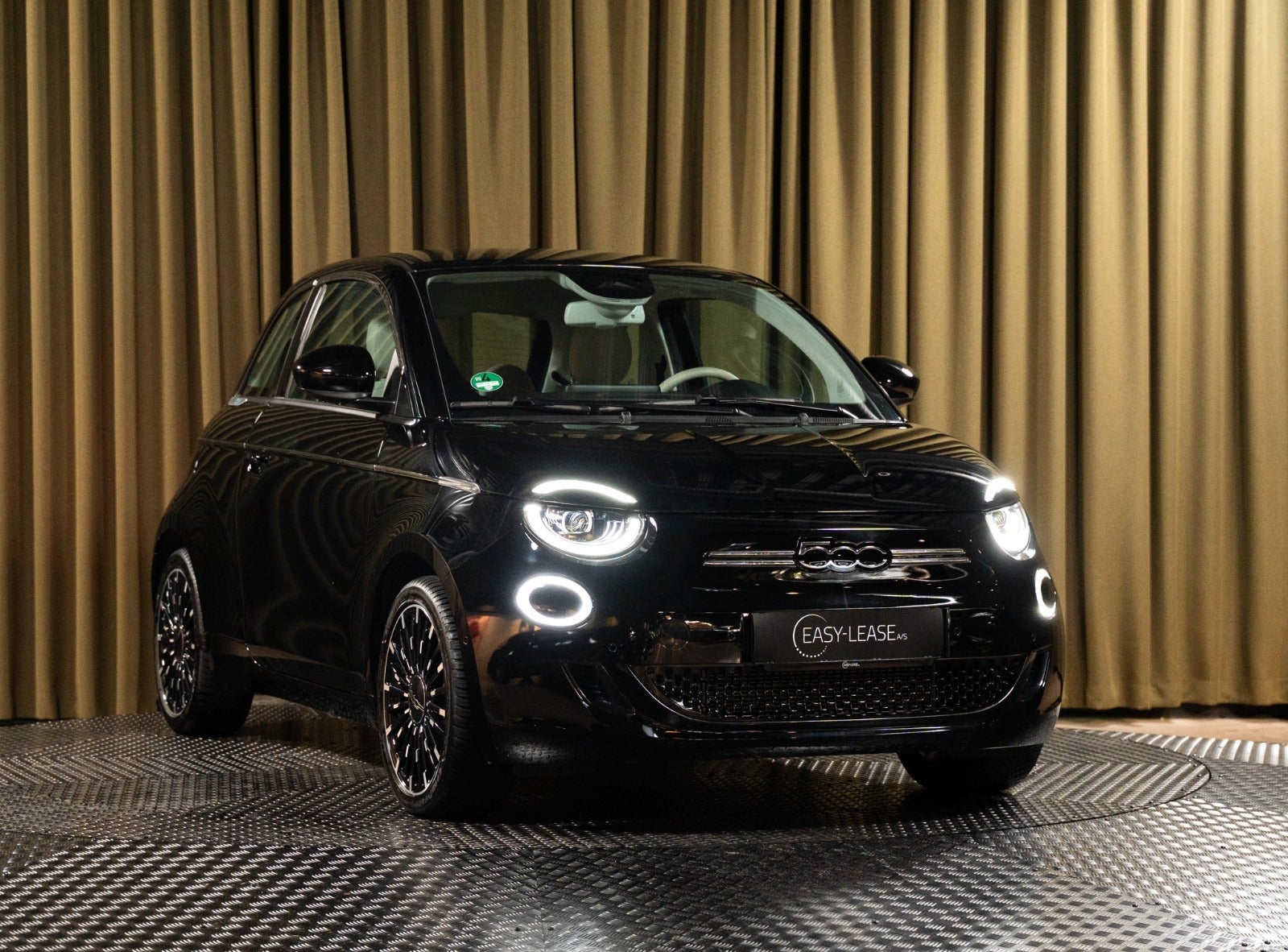 Billede af Fiat 500e 42 la Prima by Bocelli