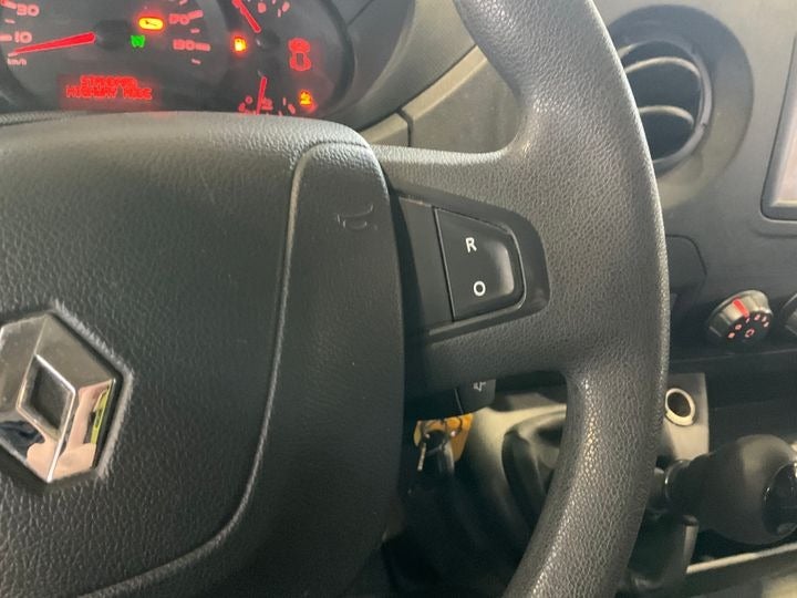 Billede af Renault Master III T35 2,3 dCi 170 Alukasse m/lift