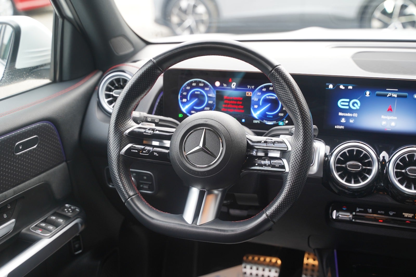 Billede af Mercedes EQB250+  AMG Line