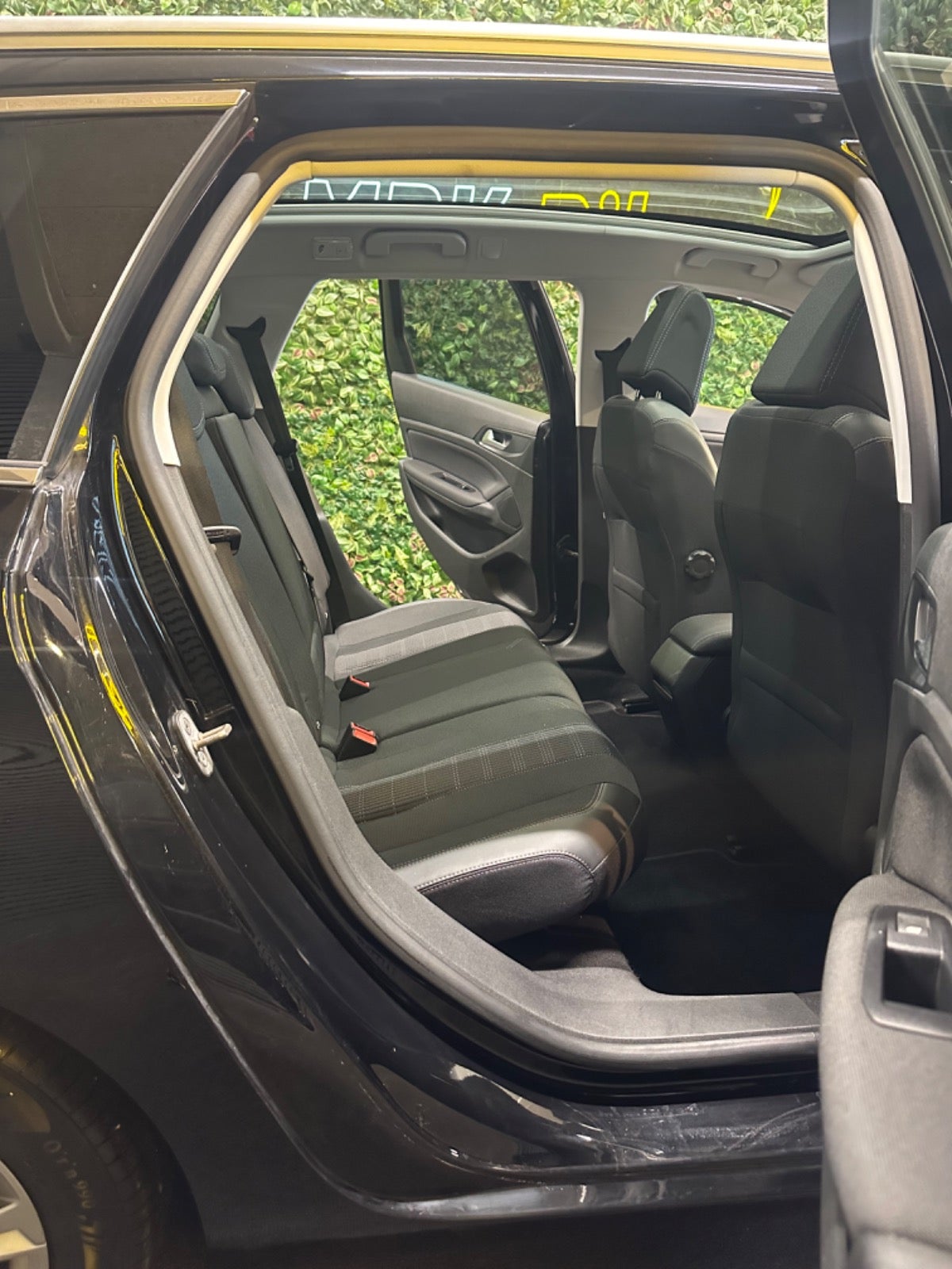 Billede af Peugeot 308 1,5 BlueHDi 130 Allure+ Sky SW