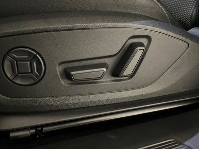 Audi Q4 e-tron 45 quattro Van