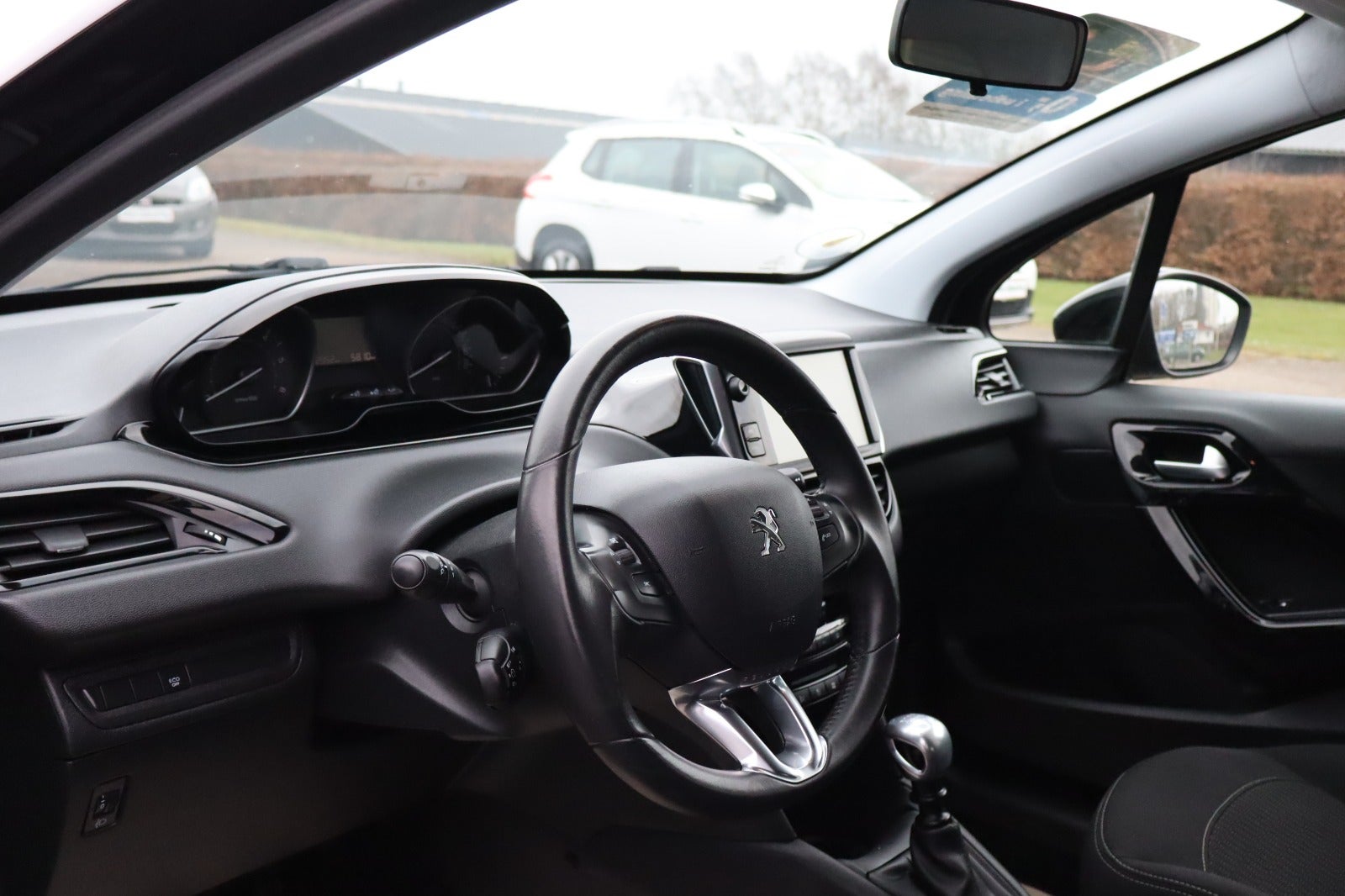 Billede af Peugeot 208 1,5 BlueHDi 100 Allure+