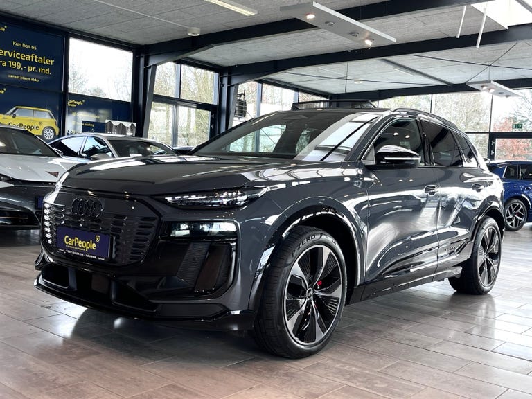 Audi Q6 e-tron Ultra quattro Van