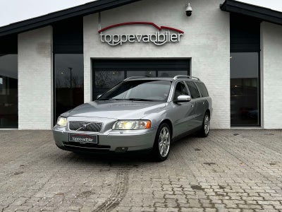 Volvo V70 2,4 170 Momentum aut. 5d