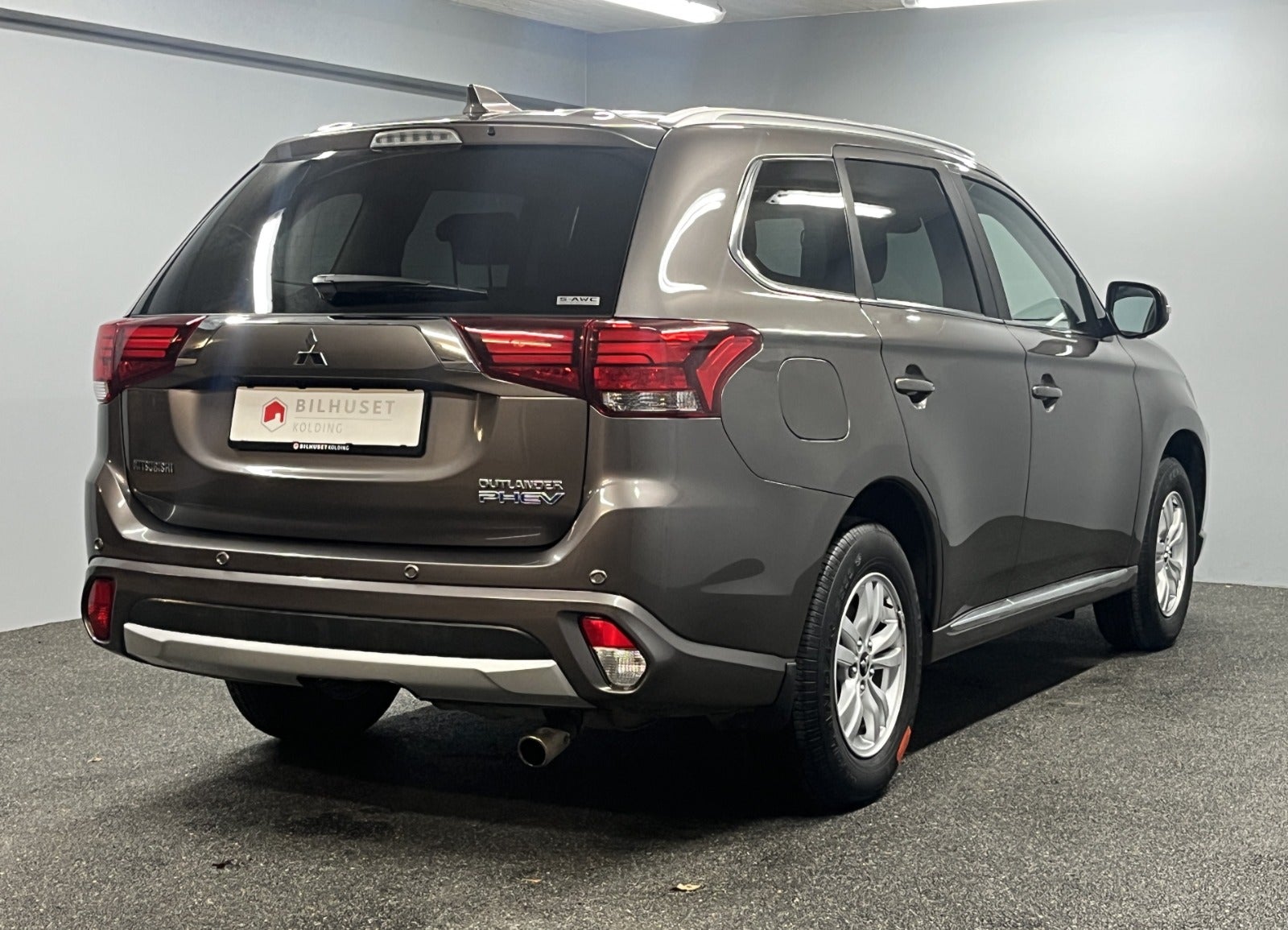 Billede af Mitsubishi Outlander 2,0 PHEV Instyle CVT 4WD