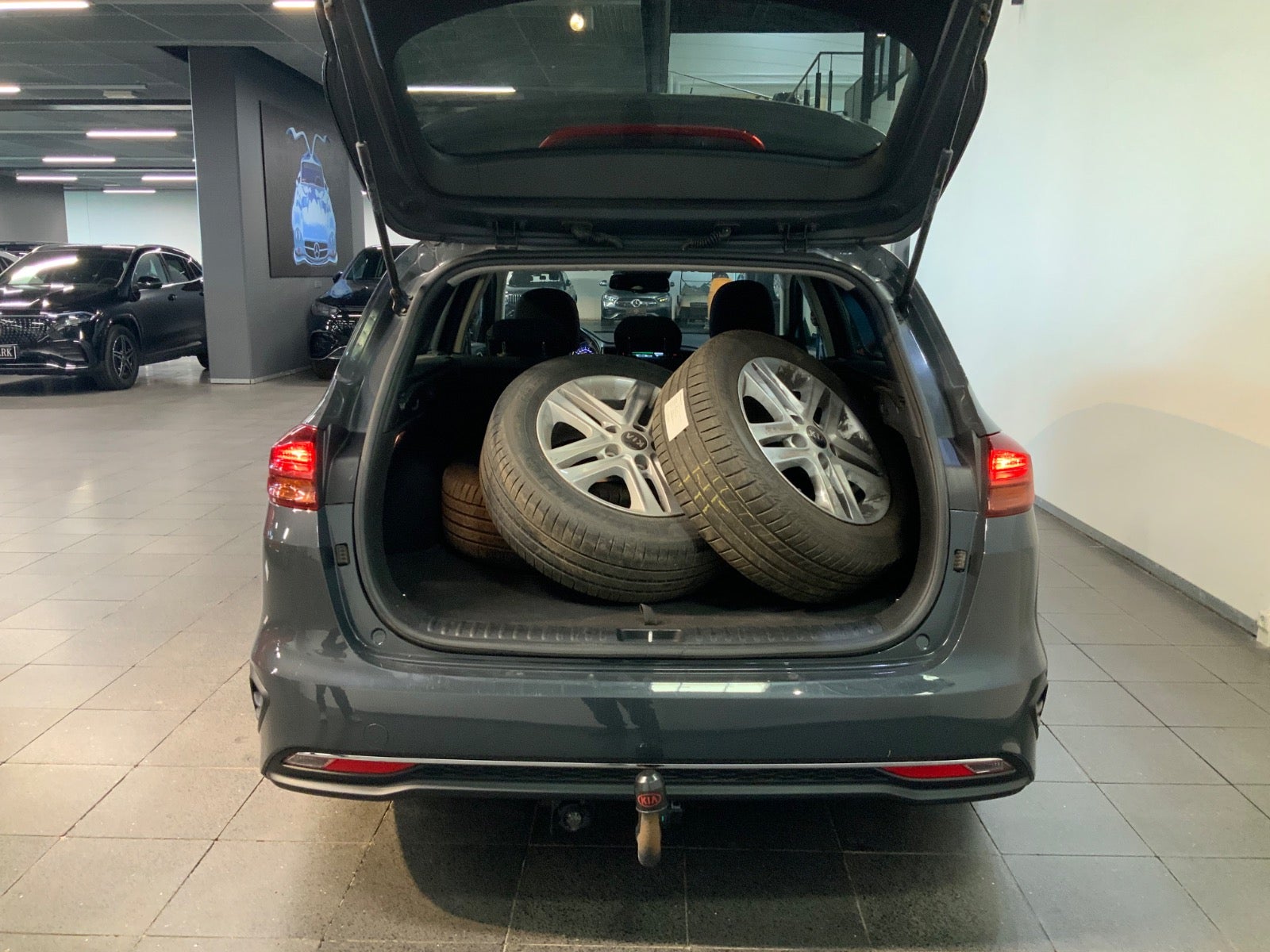 Kia Ceed (4/8)