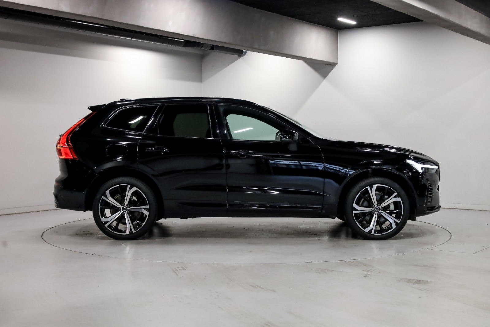 Volvo XC60 2,0 T8 ReCharge R-Design aut. AWD