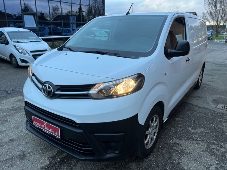 Toyota ProAce D 115 Medium Comfort