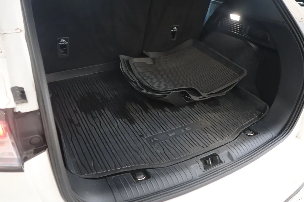 Ford Kuga PHEV ST-Line X CVT