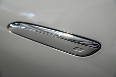 Mercedes EQE350 SUV