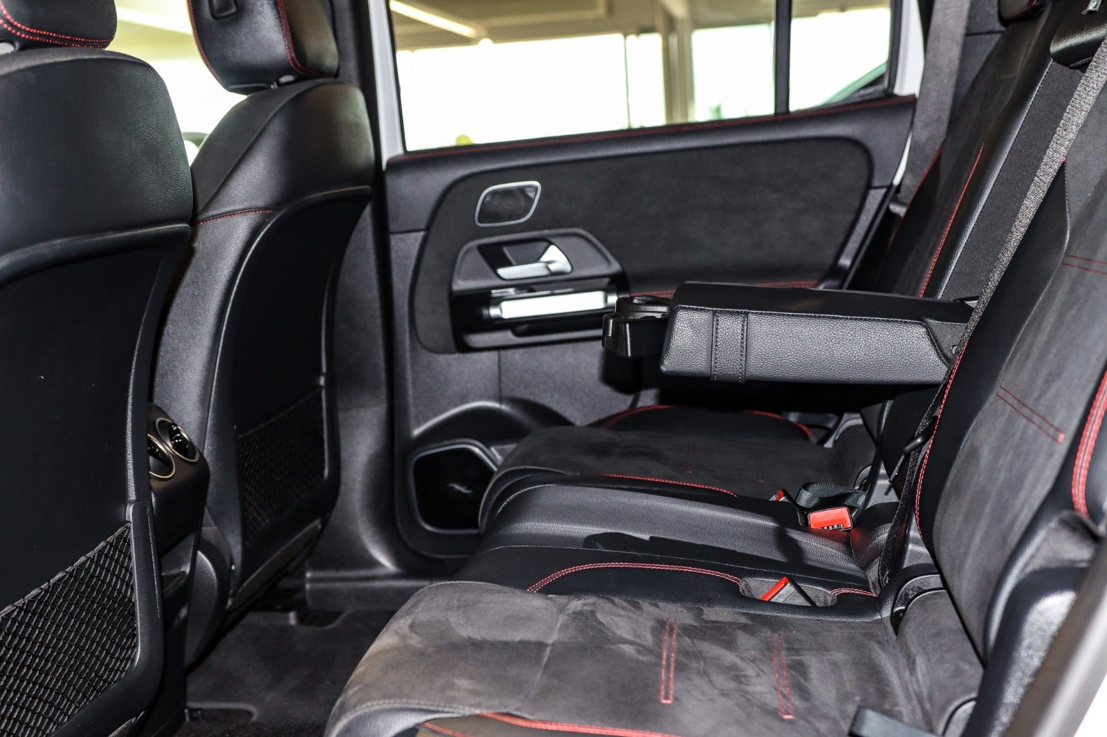 Billede af Mercedes EQB300  AMG Premium 4Matic