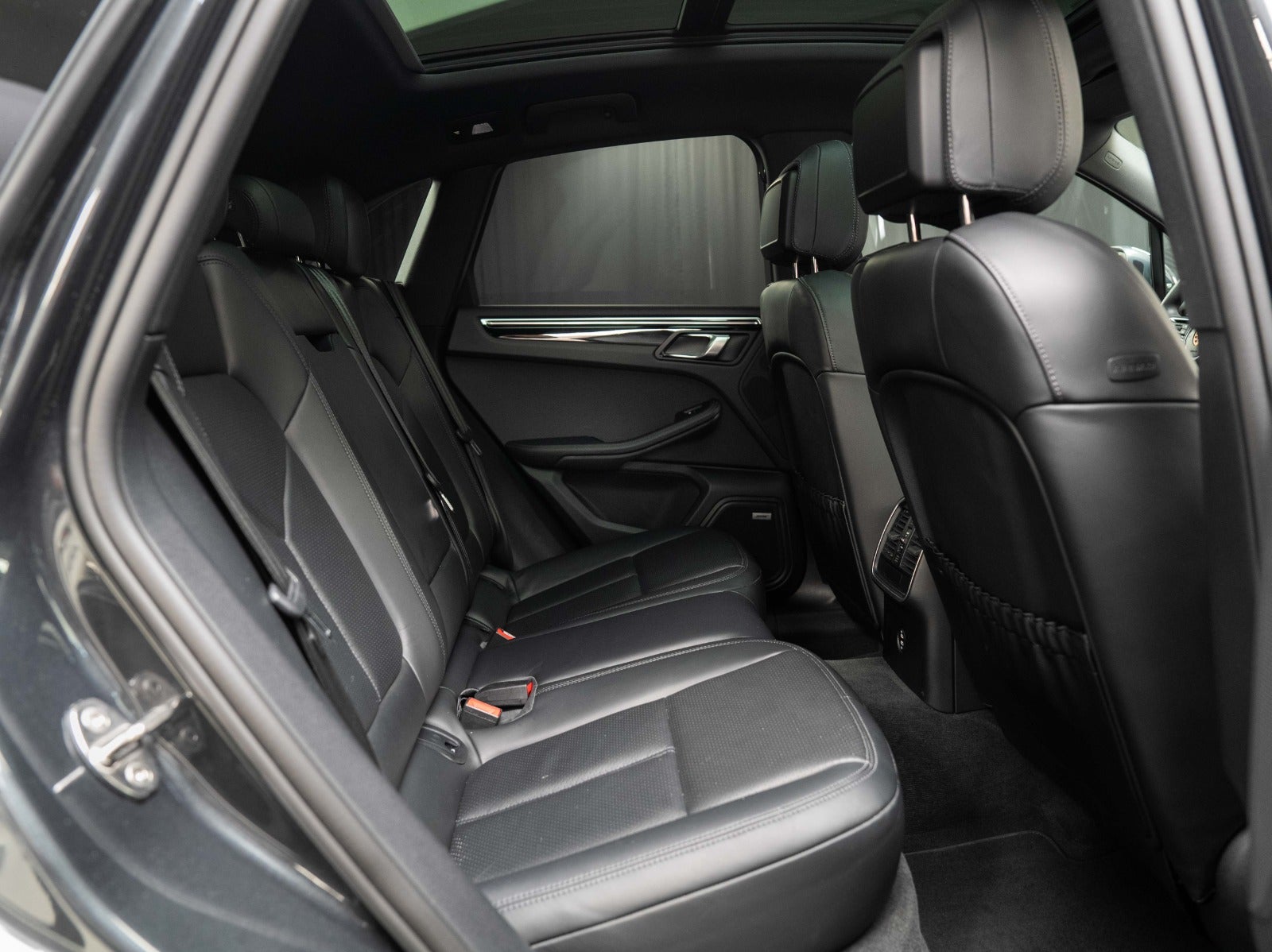 Gallery image 8 of 19