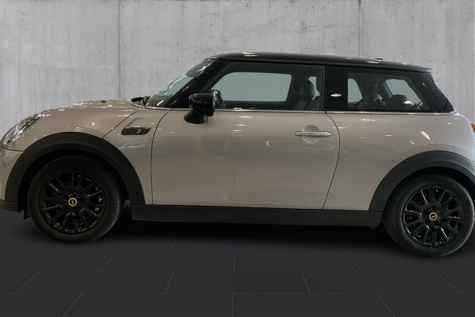 MINI Cooper SE Classic Trim 2024