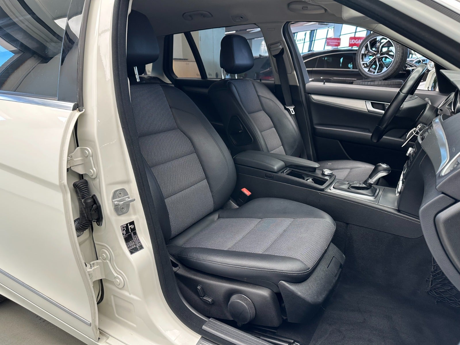 Billede af Mercedes C200 2,2 CDi Avantgarde stc. aut. BE