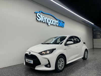 Toyota Yaris 1,5 Hybrid Essential e-CVT 5d