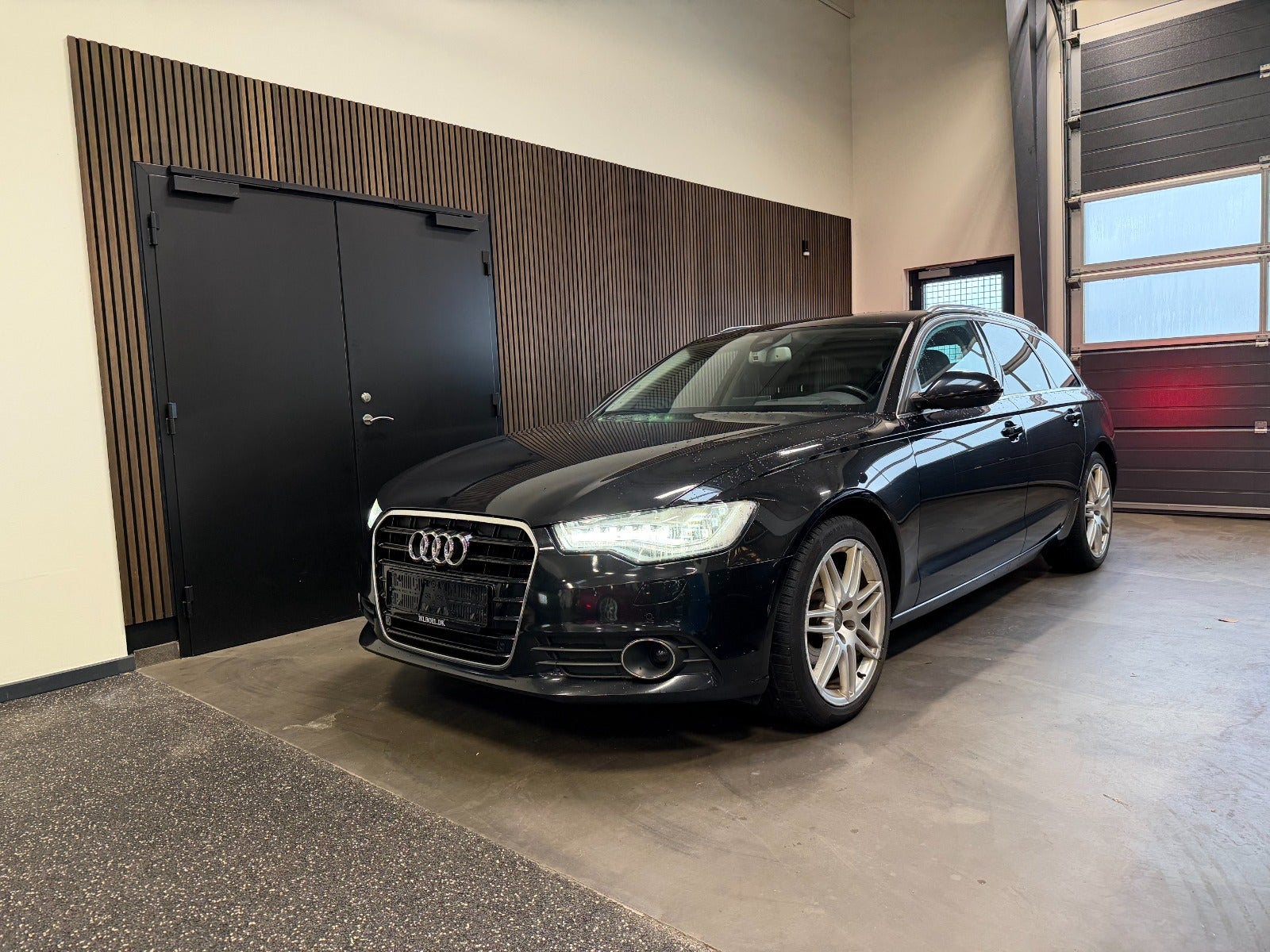 Audi A6 TDi 204 S-line Avant Multitr.