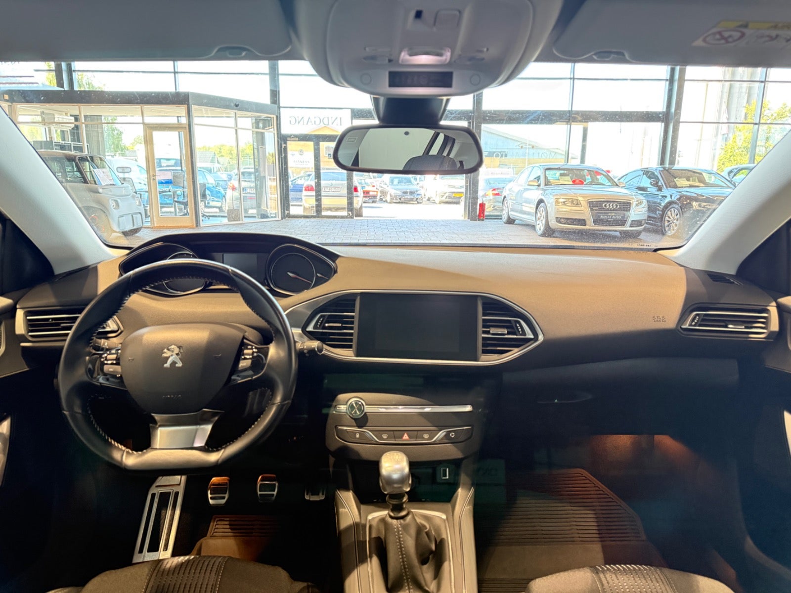 Billede af Peugeot 308 1,5 BlueHDi 130 Selection Sky