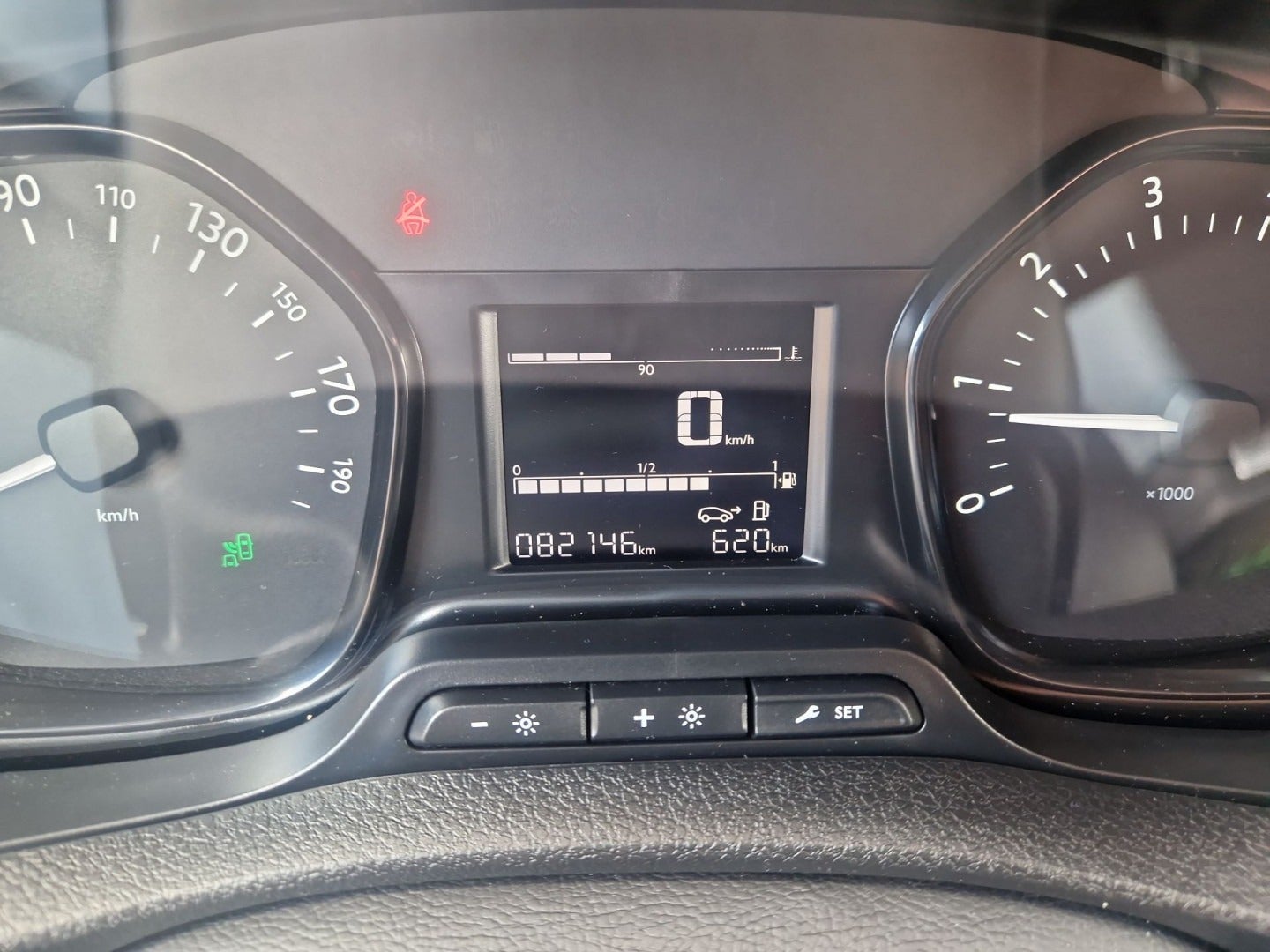 Billede af Peugeot Expert 2,0 BlueHDi 120 L2 Plus Van