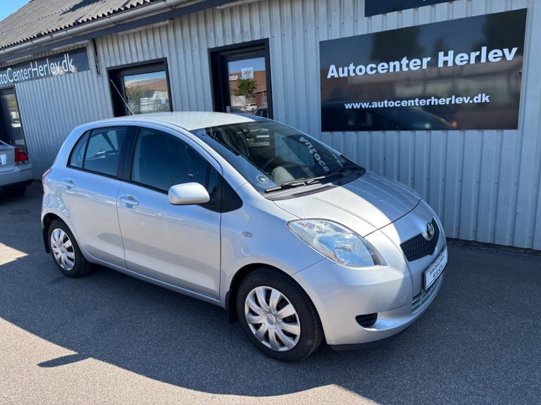 Toyota Yaris Luna
