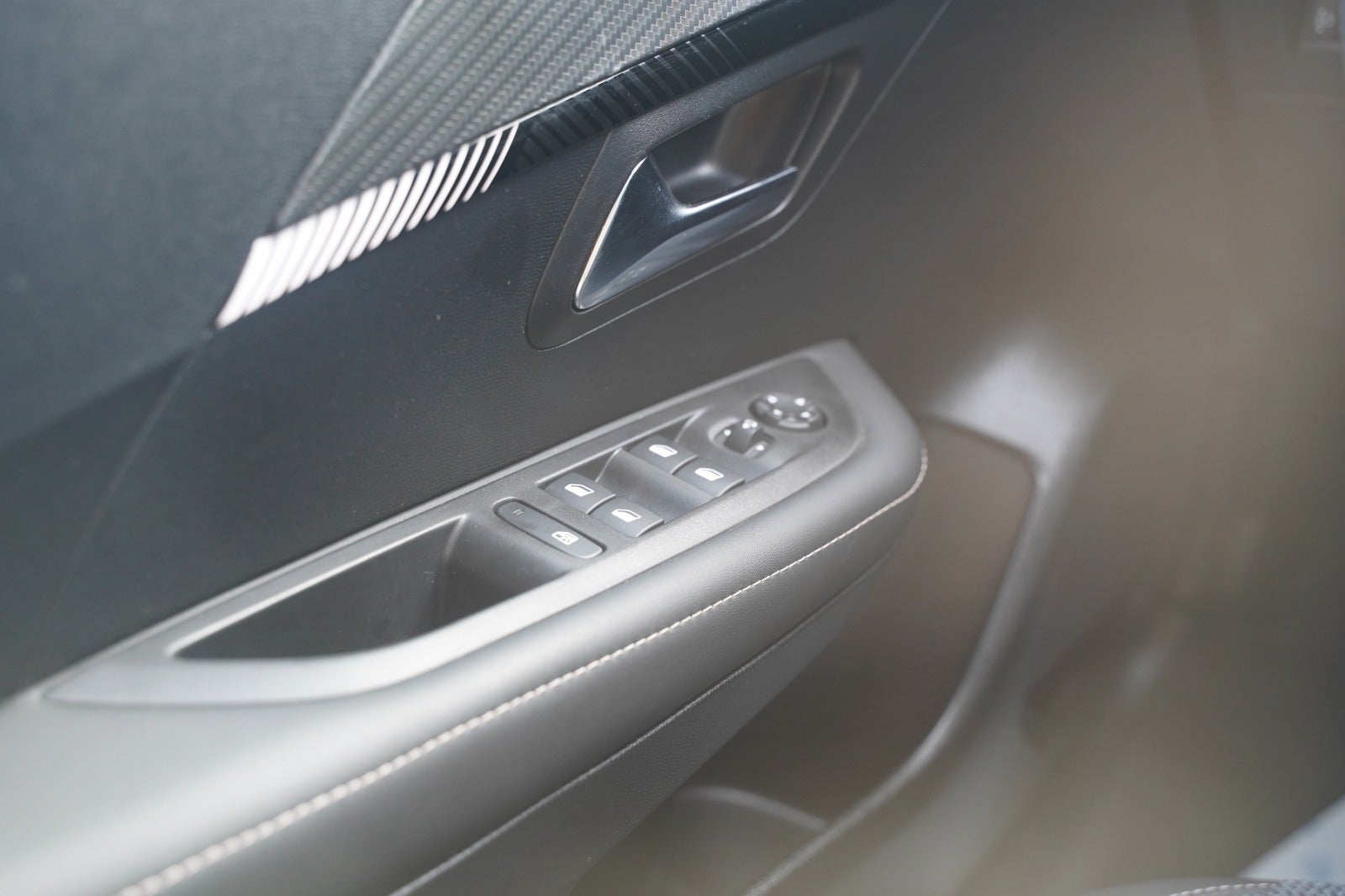 Billede af Peugeot 208 1,2 PureTech 100 Allure Pack