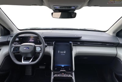 Ford Explorer Premium Extended Range