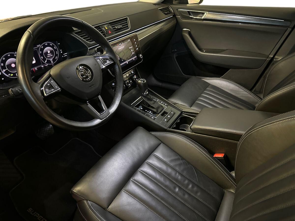 Skoda Superb TSi 150 Business Executive DSG billede 8