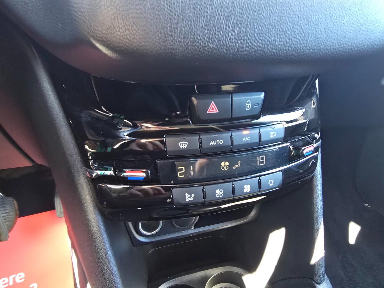 Billede af Peugeot 208 1,2 PureTech 82 Envy