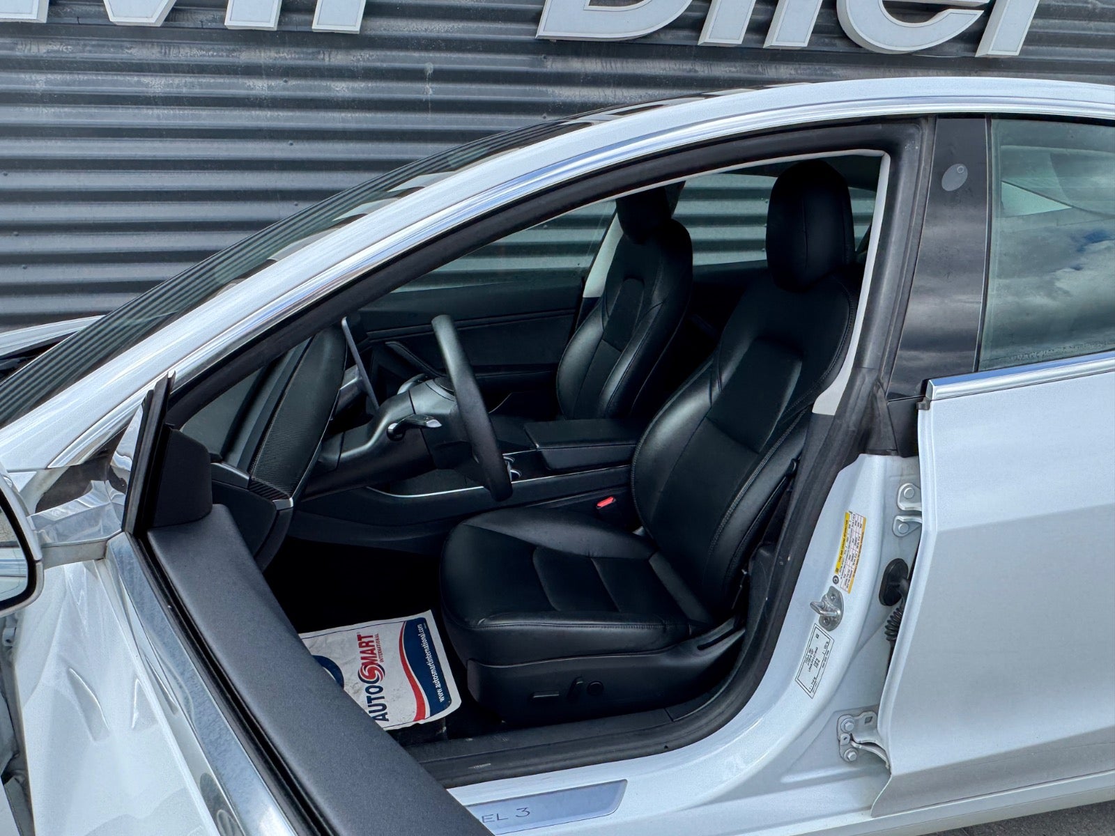 Billede af Tesla Model 3  Standard Range+ RWD