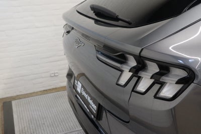 Ford Mustang Mach-E Extended Range AWD