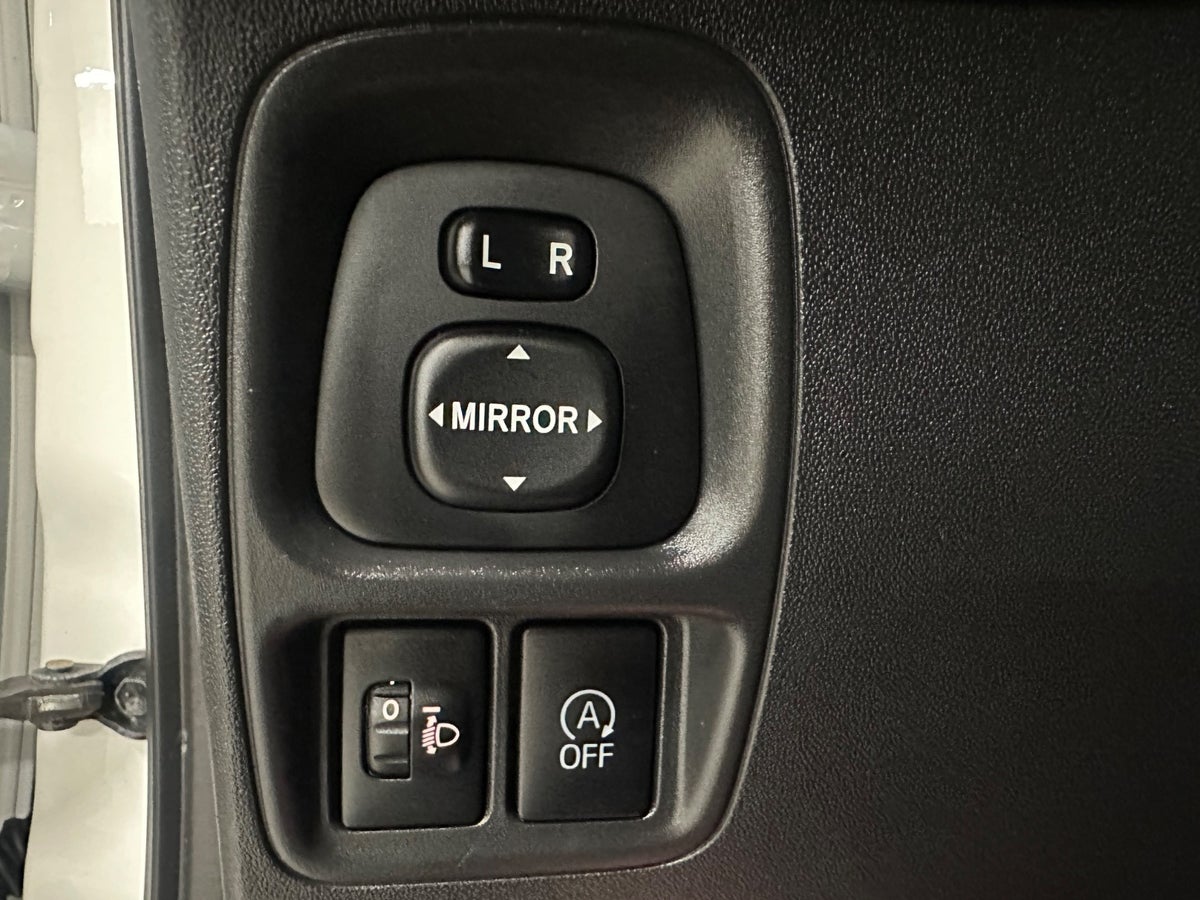 Peugeot 108 e-VTi 72 Allure+ Peugeot 108 e-VTi 72 Allure+