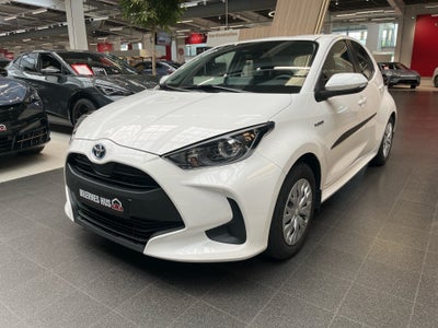 Toyota Yaris Hybrid H1 e-CVT