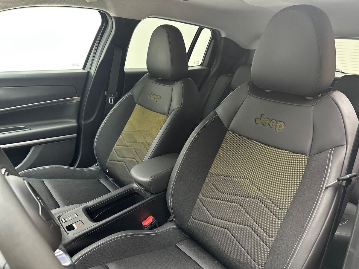 Jeep Avenger Summit billede 17