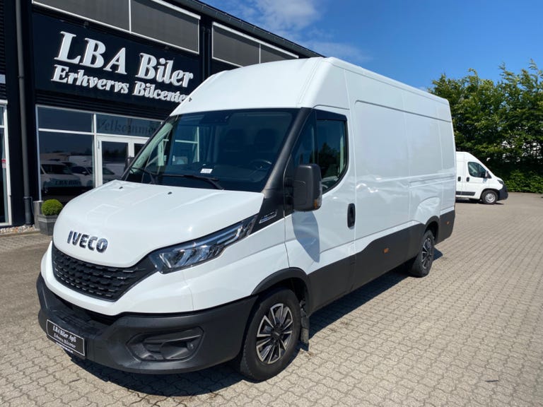 Iveco Daily 35S16 12m³ Van AG8