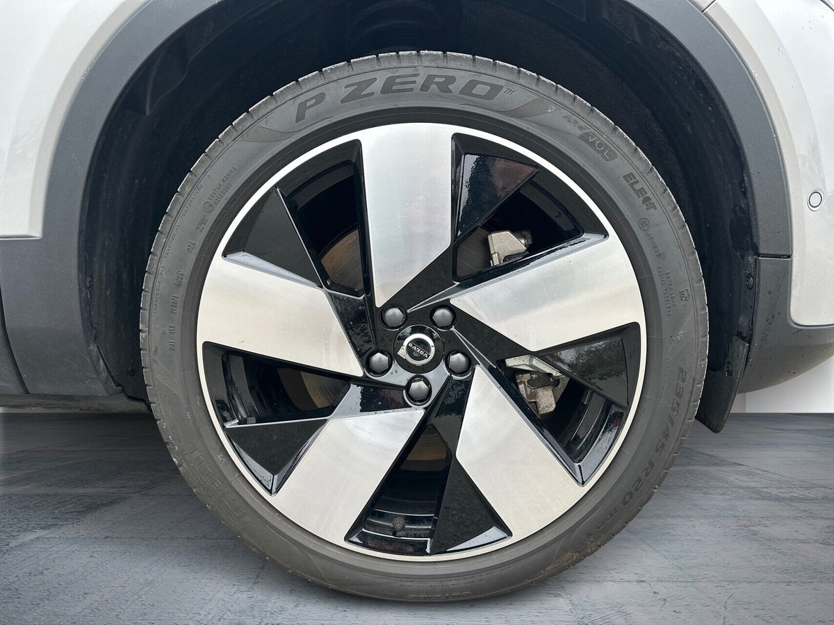 Volvo EX40 Extended Range Ultra billede 9