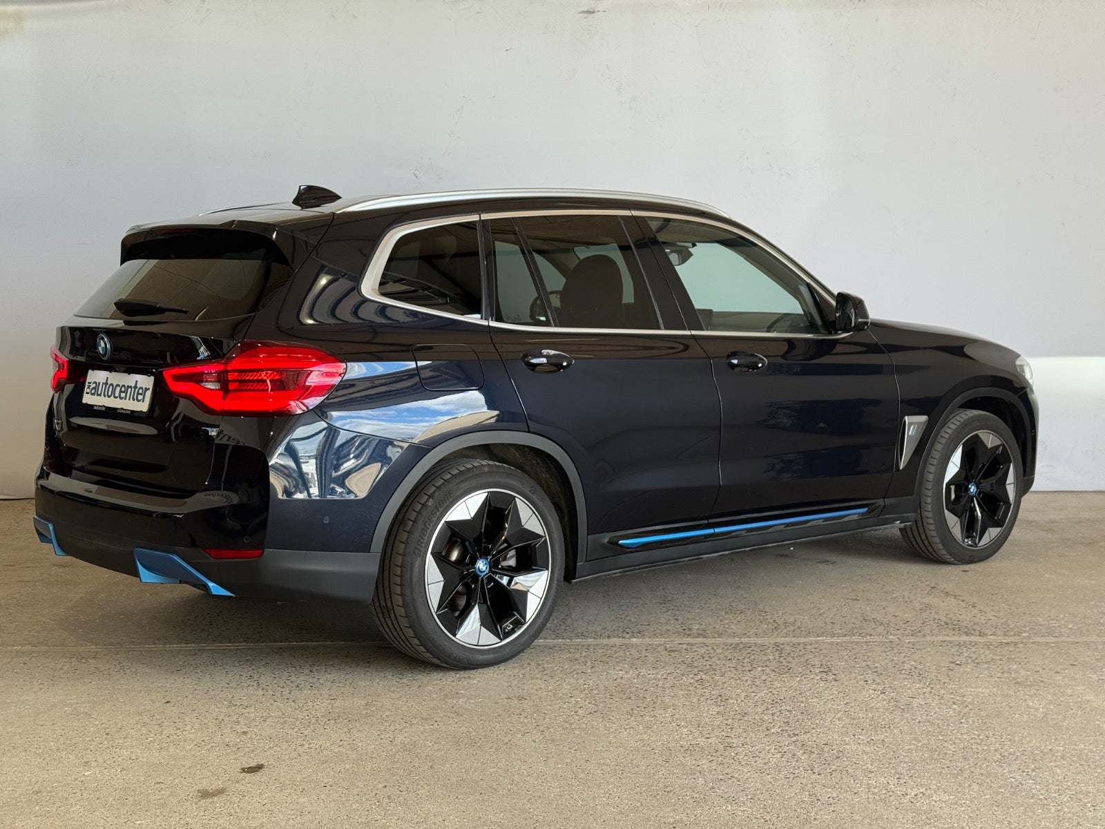 BMW iX3 Charged Impressive