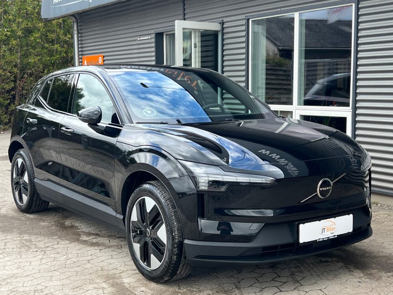 Volvo EX30 Extended Range Core