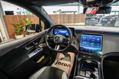 Mercedes EQE350 SUV