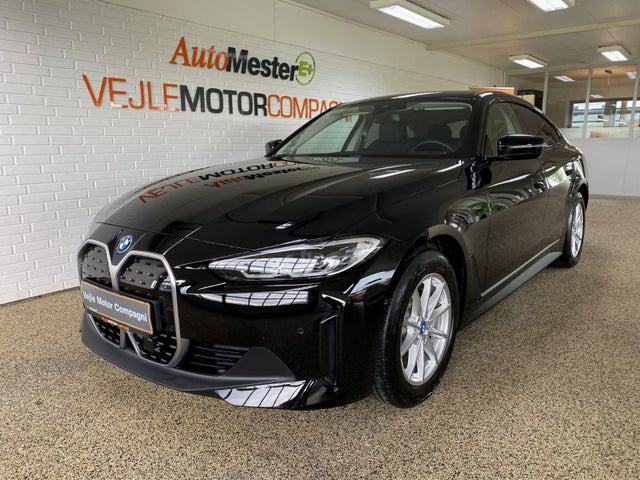 BMW i4 eDrive40 Charged
